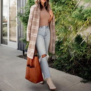 A&F 90s STRAIGHT ULTRA HIGH RISE JEANS